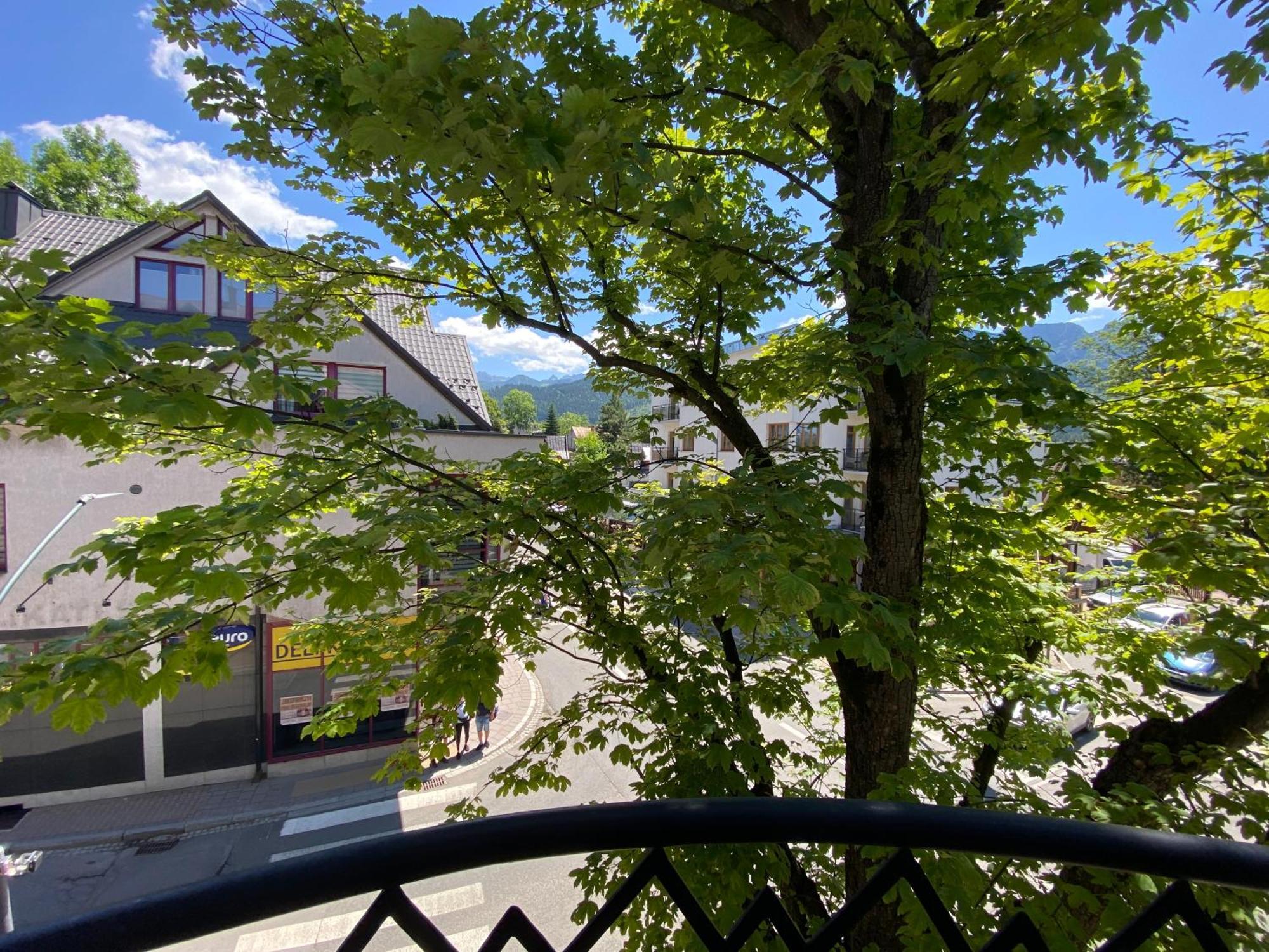 Apartamenty Zakopanepoleca - Krupowki Centrum, Zakopane